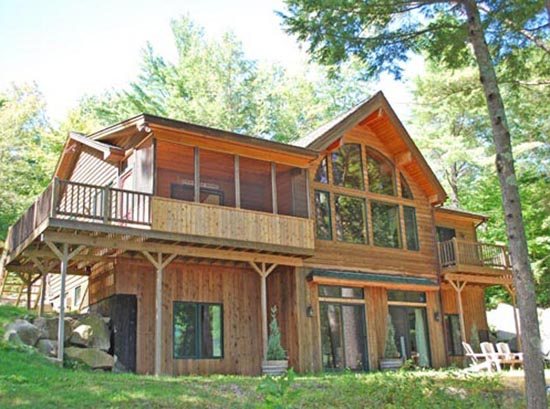 The Quantabacook Lake House is a wonderful lakeside vacation destination