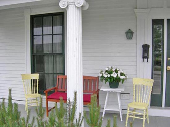 http://onthewaterinmaine.com/custimages/watersidereat4.jpg